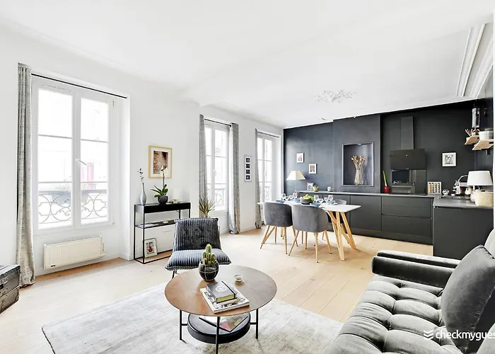 Cmg - Batignolles -Place De Clichy